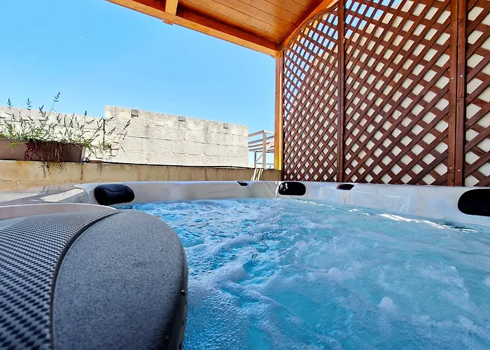 Pensión Zebbuga Tranquil With Balcony 5